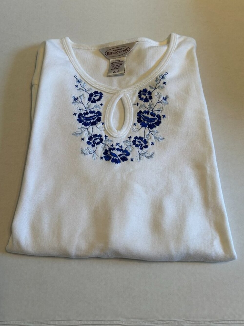 NR white 3/4 sleeve t-shirt with blue floral embroidery-Size Medium